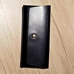 Estuche para lentes Met bril, segundo informou Regio Antwerpen - Brussel usando iLost