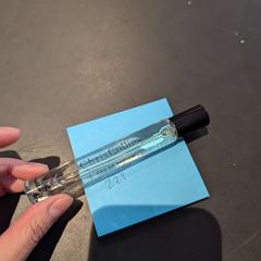 Fles of perfume, zoals gemeld door Conscious Hotel Westerpark met iLost