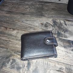 Portemonnee, iLost'a bildirildiği gibi