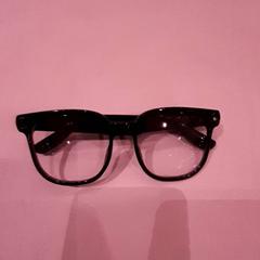 Glasses, as reported by Van der Valk Hotel Schiphol using iLost