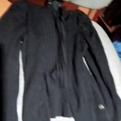 Vestje Zwart, segundo informou Apenheul usando iLost