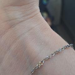 Armband, jak zgłoszono do iLost