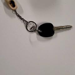 Clave Klompje als hanger, segundo informou Connexxion Haarlem IJmond usando iLost