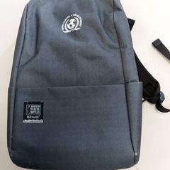 Motxila, gisa salatu by Regio West-Vlaanderen iLost erabiliz