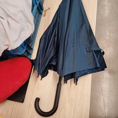 Guarda-chuva adulte - bleu, como reportado por IKEA Liège utilizando o iLost
