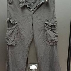 Pantaloni, come riportato da Qbuzz GD Groningen Peizerweg utilizzando iLost