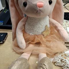 Peluche pulseira, como reportado por IKEA Caen Fleury-sur-Orne utilizando o iLost