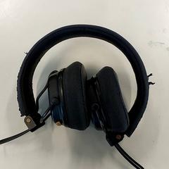 Koptelefoon, zoals gemeld door Regio Limburg - Leuven met iLost