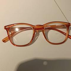Lunettes Leesbril, a été signalé par IKEA Groningen utilisant iLost