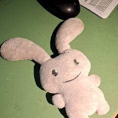 Cuddly slap Gris, as reported by IKEA Villiers-sur-Marne using iLost