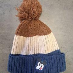 Beanie gebreid one size, jak nahlášeno Regio Limburg - Leuven pomocí iLost