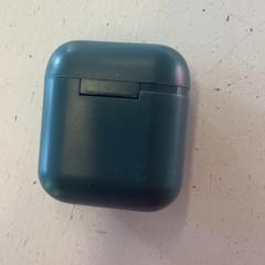 Hörlursfodral, rapporterat av HTM med iLost