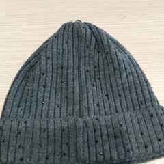 Kleding - Muts, segons ha informat Centraal magazijn mitjançant iLost