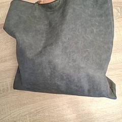 Taška přes rameno Grijs leer, jak nahlášeno EBS Spijkenisse pomocí iLost