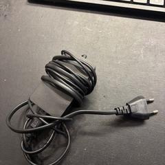 Laptop-ladegerät, gemeldet von Van der Valk Hotel Assen über iLost