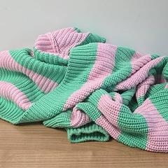 Sweater, as reported by Transdev Gooi en Vechtstreek using iLost