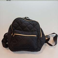 Mochila, como reportado por Centraal magazijn utilizando o iLost