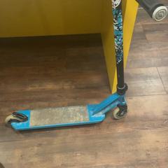 Skoter roller, rapporterat av MEININGER Hotel Dresden Zentrum med iLost