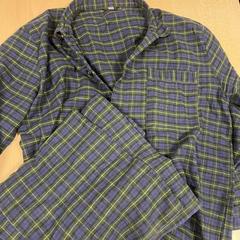 Pijamas geel donkerblauw, como reportado por DoubleTree by Hilton Rotterdam Centre utilizando o iLost