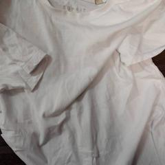 Blusa, segundo informou Inntel Hotels Amsterdam Centre usando iLost