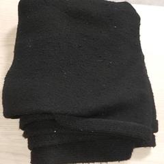Kleding - Sjaal، كما تم الإبلاغ عنه بواسطة Centraal magazijn عبر iLost