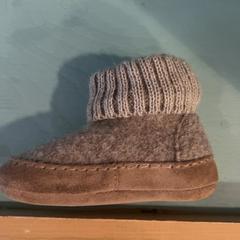 Topánka, ako bolo nahlásené Familie Resort Molenwaard pomocou iLost