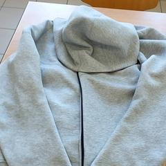 의류 - vest Ndjumbu, iLost를 사용하여 Centraal magazijn에 보고됨