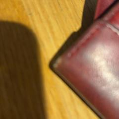 Carteira, segundo informou Designer Outlet Roermond usando iLost