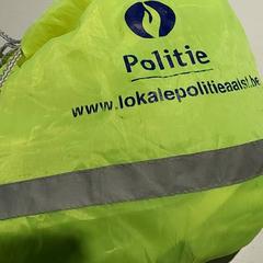 Turnzak - Fluo geel, gisa salatu by Regio Antwerpen - Brussel iLost erabiliz