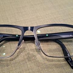 Briller Zwart/blauw, som rapportert av Gemeente Nijkerk ved bruk av iLost