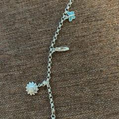 Collar Zilver, ha sido reportado por Pathé Schouwburgplein con iLost