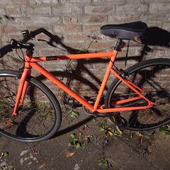 Oranje jongens sportfiets, as reported to iLost