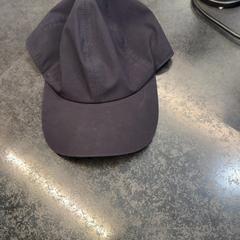 Txapel, gisa salatu by Rotterdam The Hague Airport iLost erabiliz