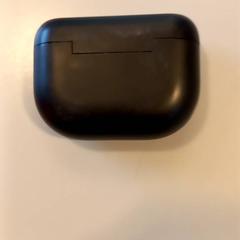 Headphone case, as reported by Arriva Limburg Noord using iLost