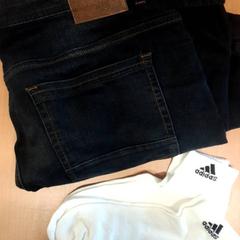 Trousers and socks, a été signalé par Grand Hotel Amrath Kurhaus utilisant iLost