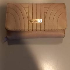 Pénztárca Schoubben en Moerland, amint azt Arriva Limburg Noord az iLost segítségével jelentette.