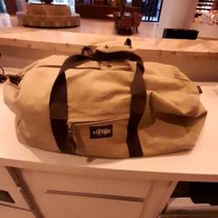 Bag, as reported by Van der Valk Hotel Schiphol using iLost