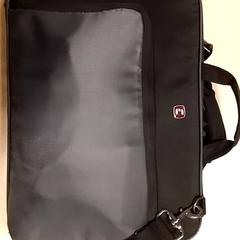 Taška na notebook, ako bolo nahlásené RET pomocou iLost
