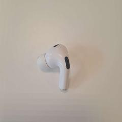 Earpods, zoals gemeld door Breda University of Applied Sciences Mgr. Hopmansstraat met iLost