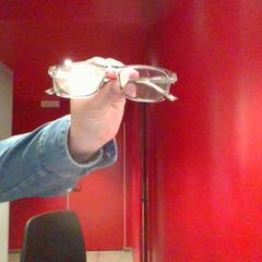 İLost kullanarak MEININGER Hotel Roma Termini tarafından bildirildiği gibi Gözlük