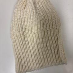 Hat, as reported by IKEA Praha – Černý Most using iLost