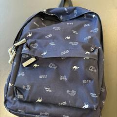 Ryggsekk, som rapportert av Gebo Tours ved bruk av iLost