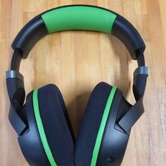 سماعات الرأس، كما تم الإبلاغ عنه بواسطة Bolognalaan 101 عبر iLost