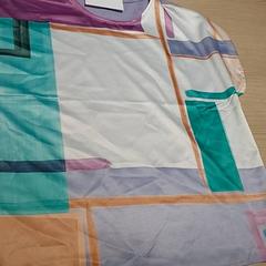 衣類 - shirt がiLostで Regio Antwerpen - Brussel によって報告されました