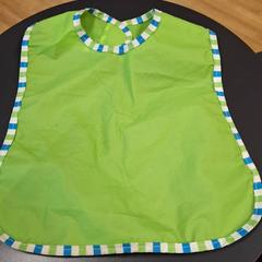 Śliniaczek, zgłoszono przez IKEA Nice Saint Isidore przy użyciu iLost