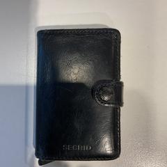 Pasjeshouder Op naam van Dritsas, rapporterat av Gemeente Amsterdam med iLost