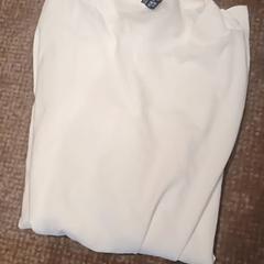 Camisa shi, segons ha informat Van der Valk Hotel Apeldoorn - De Cantharel mitjançant iLost