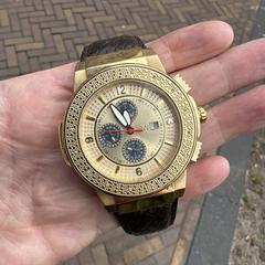 Horloge JBW, iLost에 보고됨