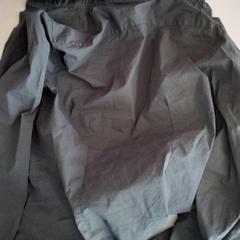 Košile noire, jak nahlášeno Twisto pomocí iLost