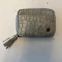 Cartera Lafleur, segons ha informat GVB mitjançant iLost